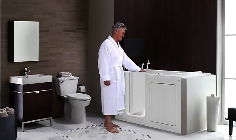 Tout savoir sur le baignoire à porte pour senior