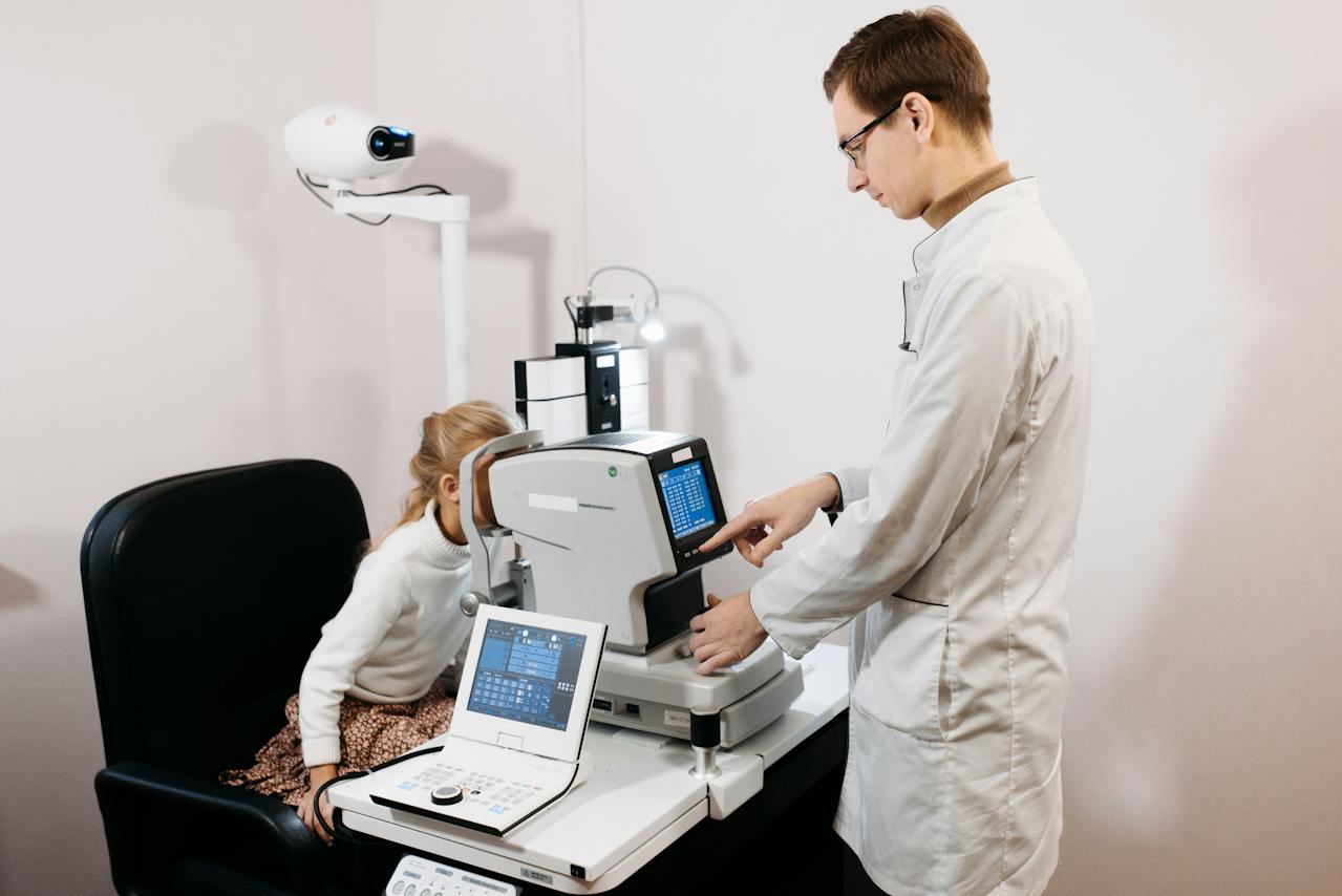 Qu’est-ce qu’un opticien basse vision et comment choisir ?