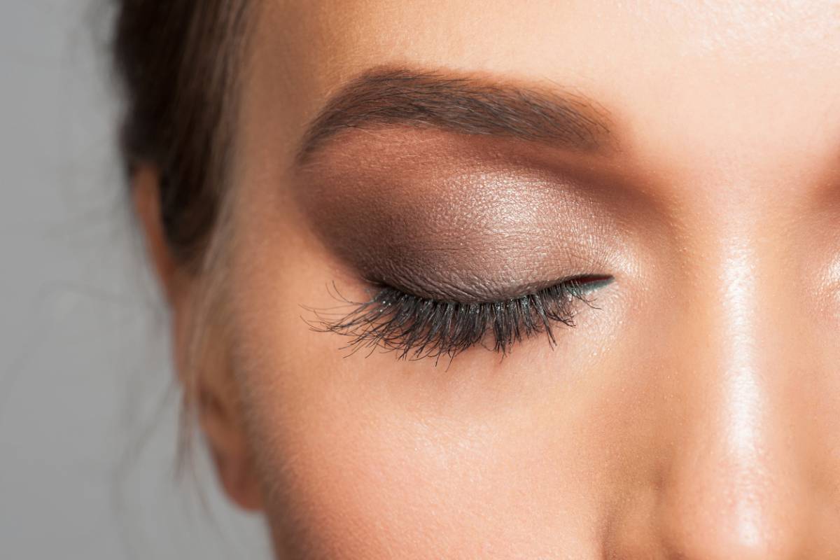 Maquillage des yeux et allergies