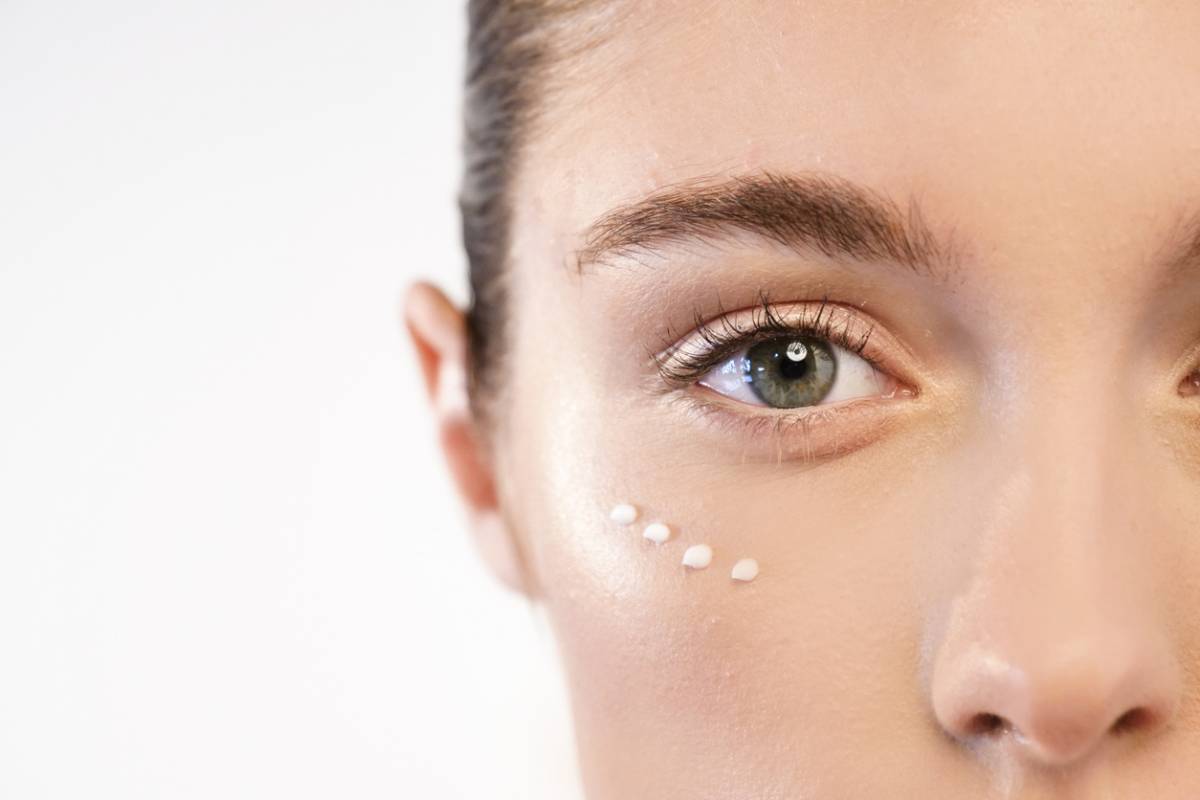4 cosmétiques essentiels pour ralentir le vieillissement cutané